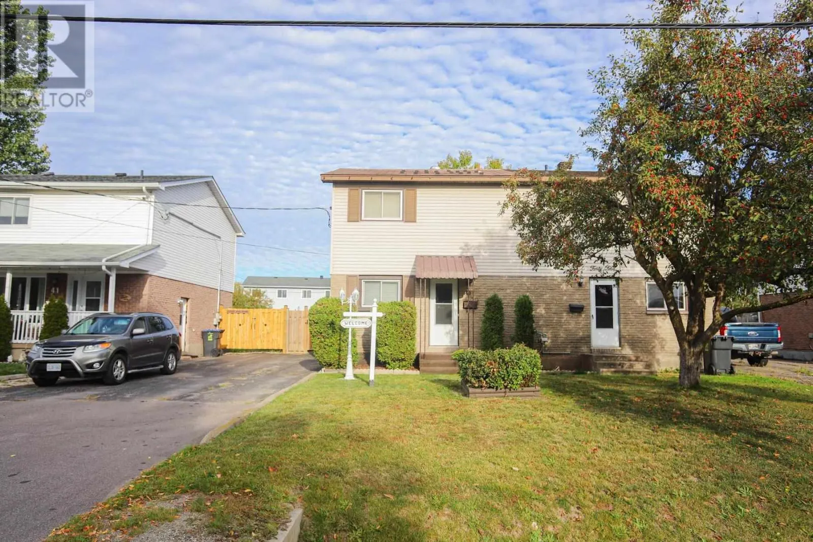 43 Broadview DR