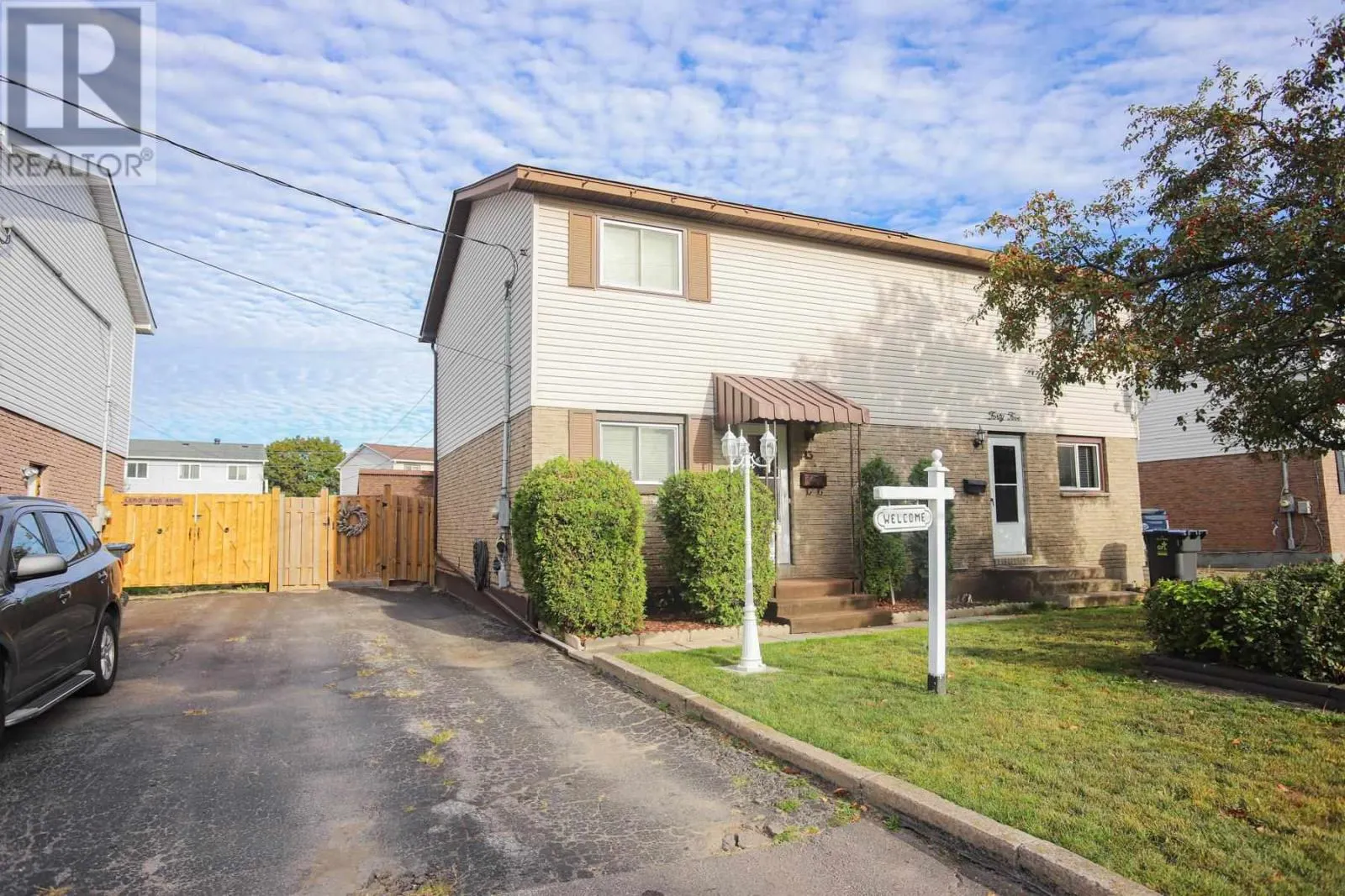 43 Broadview DR