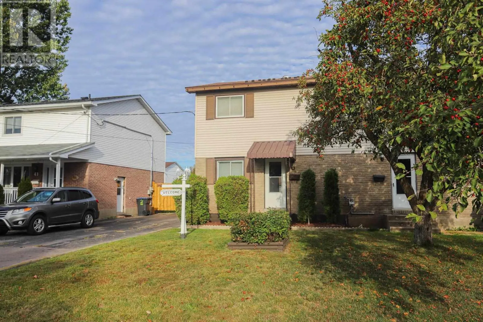 43 Broadview DR