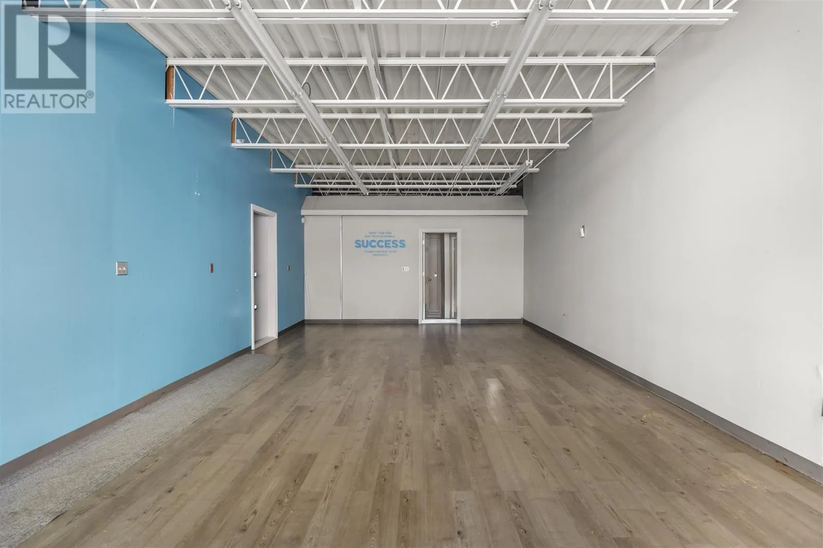 145 Northern AVE