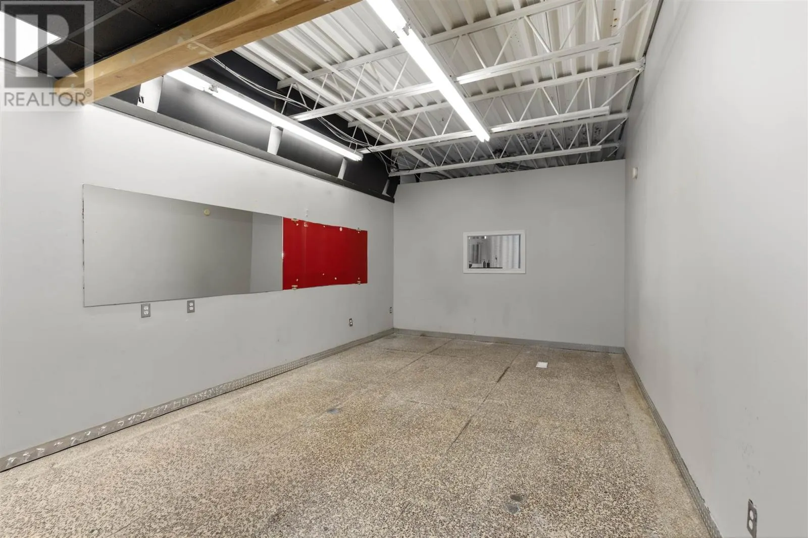 145 Northern AVE