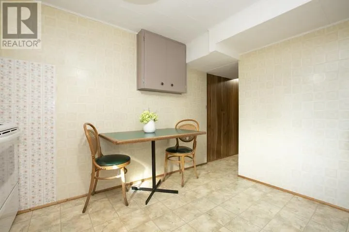 403 Sydenham RD