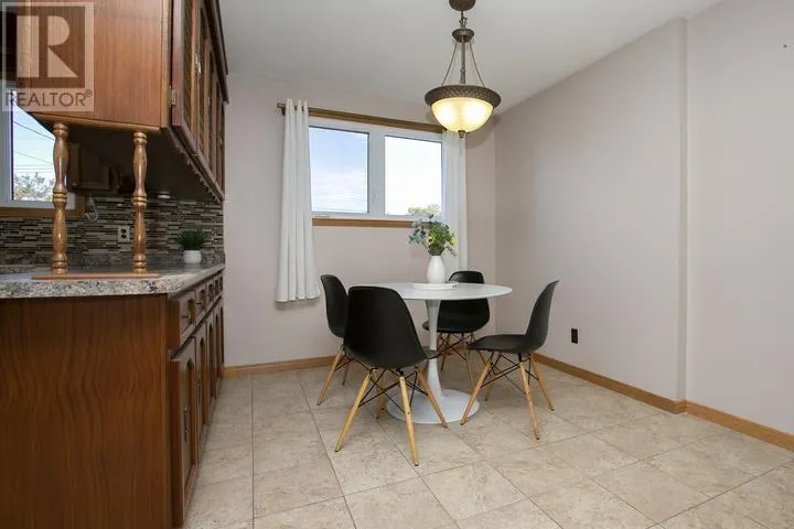 403 Sydenham RD