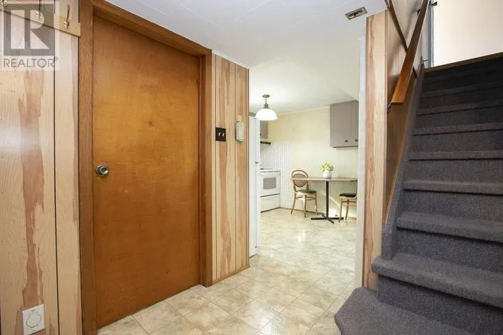 403 Sydenham RD