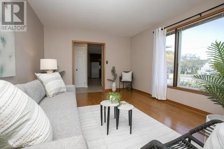 403 Sydenham RD
