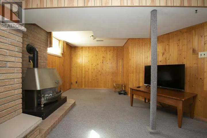 403 Sydenham RD