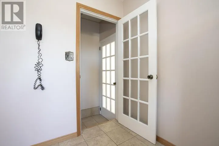 403 Sydenham RD
