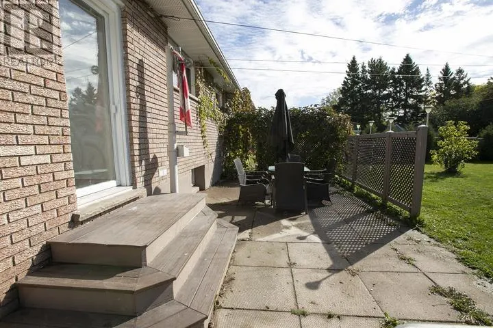403 Sydenham RD