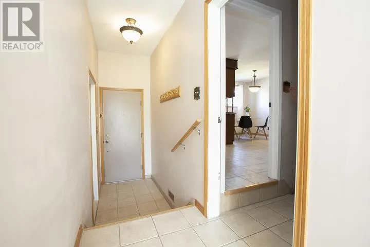 403 Sydenham RD