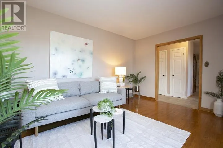 403 Sydenham RD
