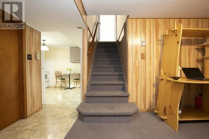 403 Sydenham RD