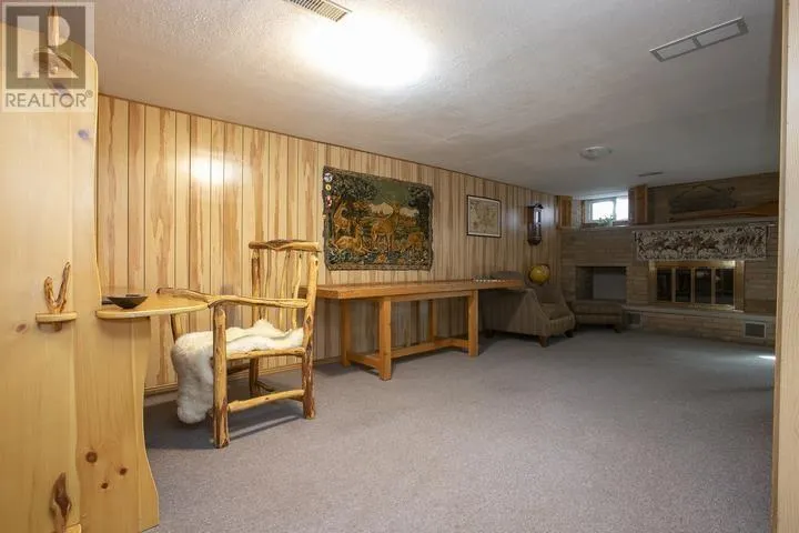 403 Sydenham RD
