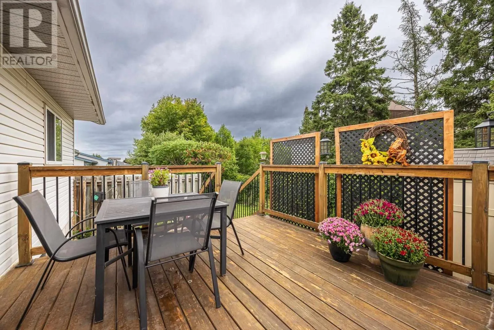 25 Village CT