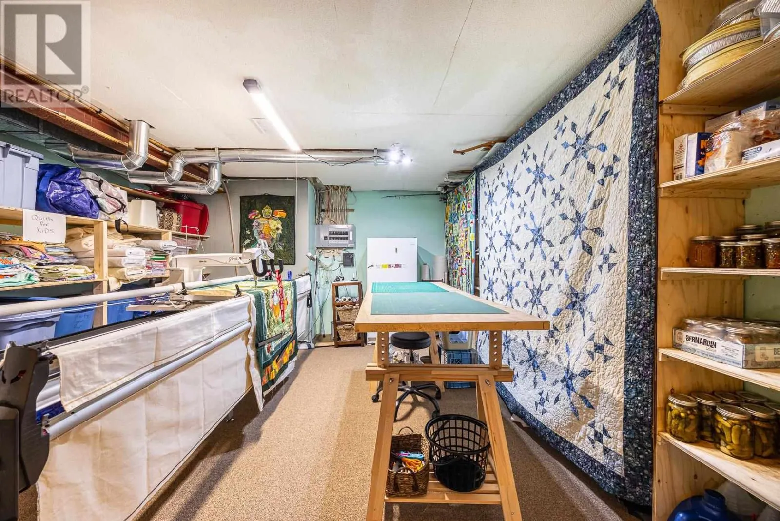 25 Village CT
