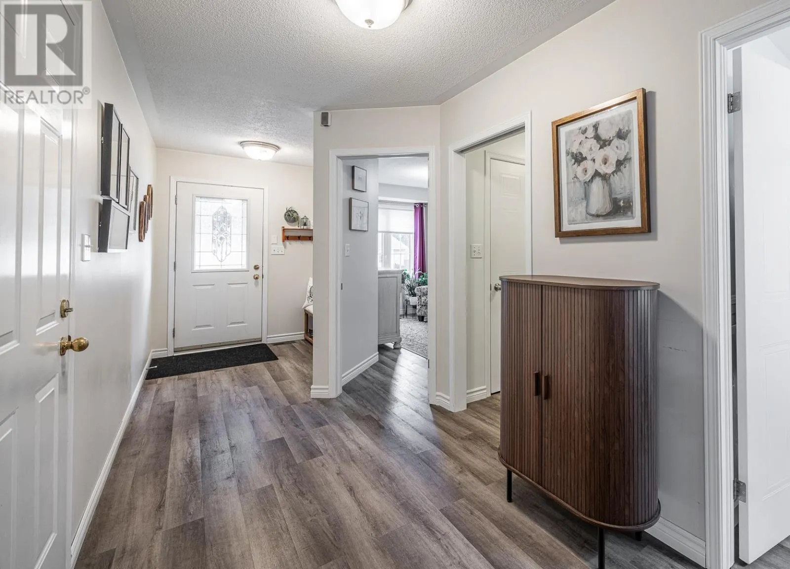 25 Village CT