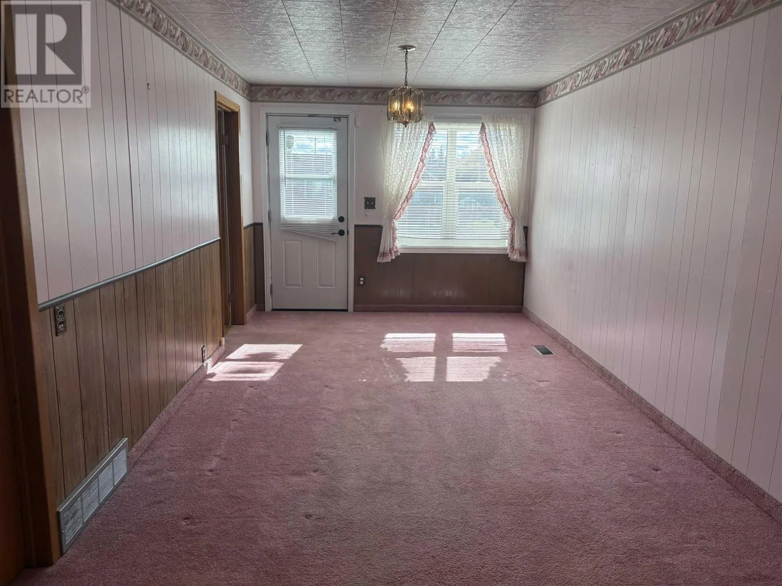16 Stevens ST