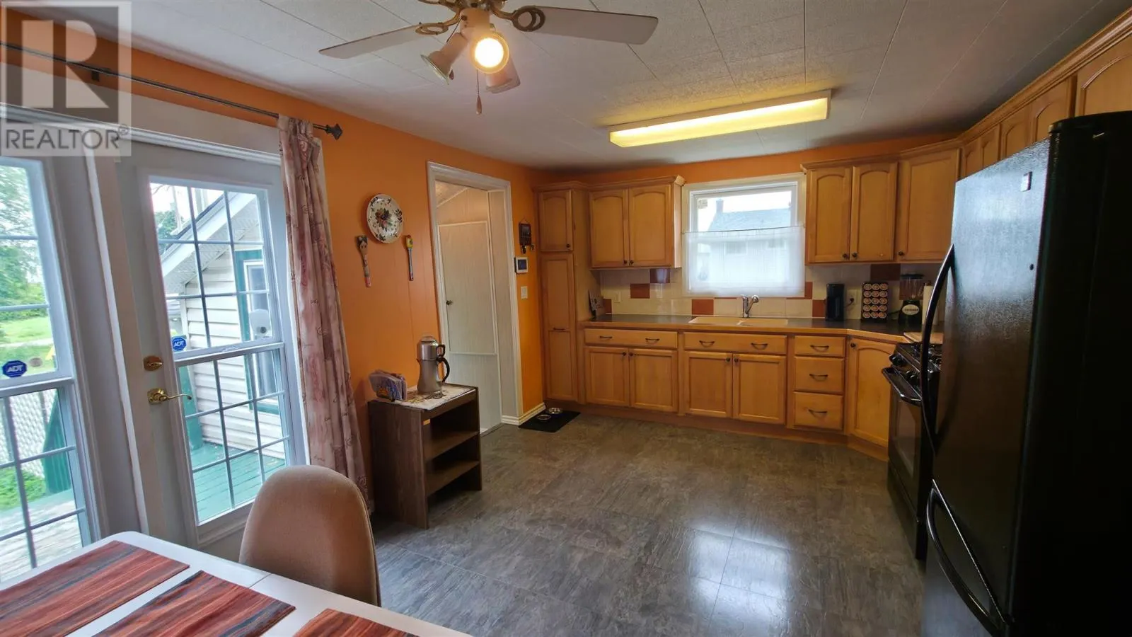 16 Stevens ST