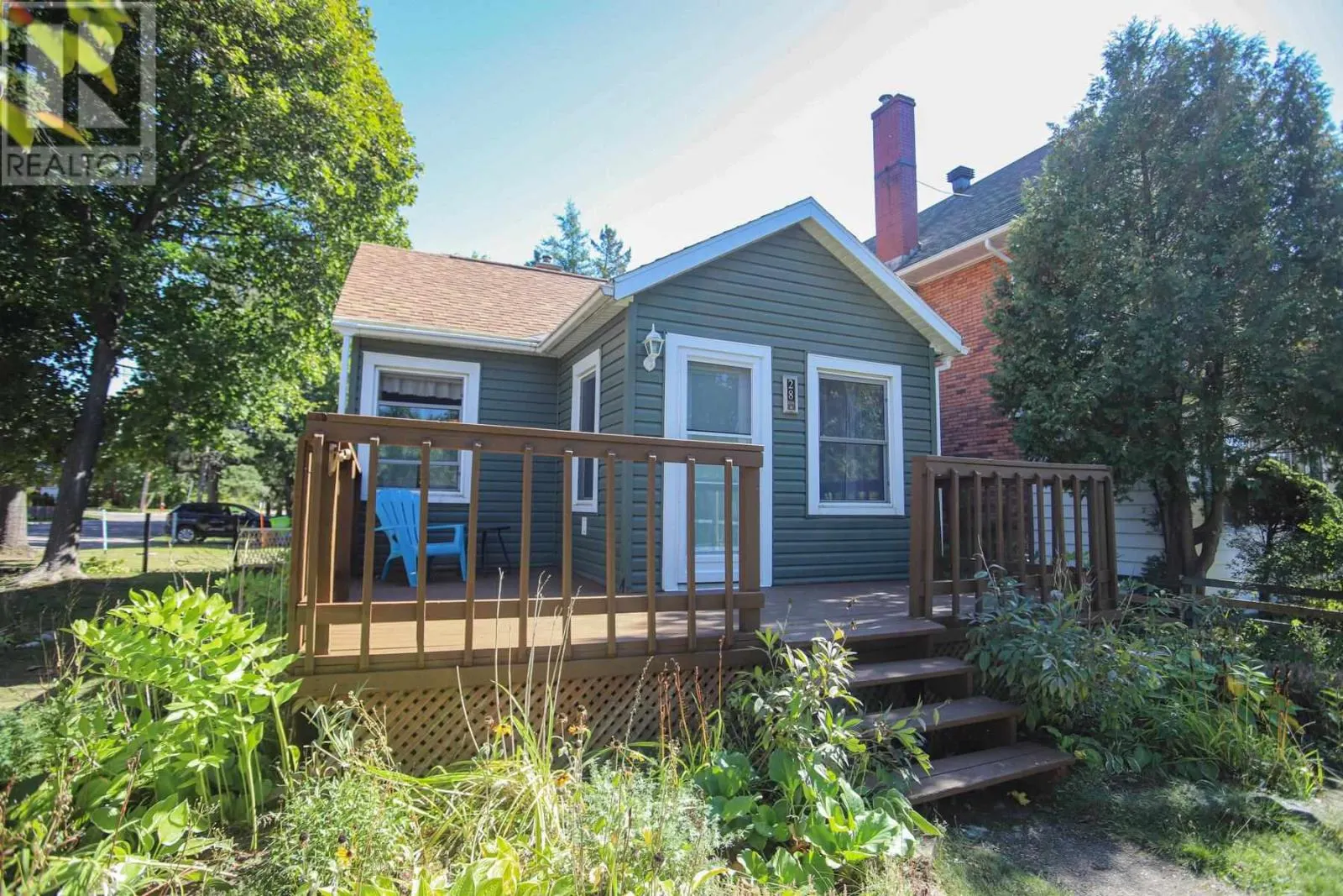 28 Putney RD