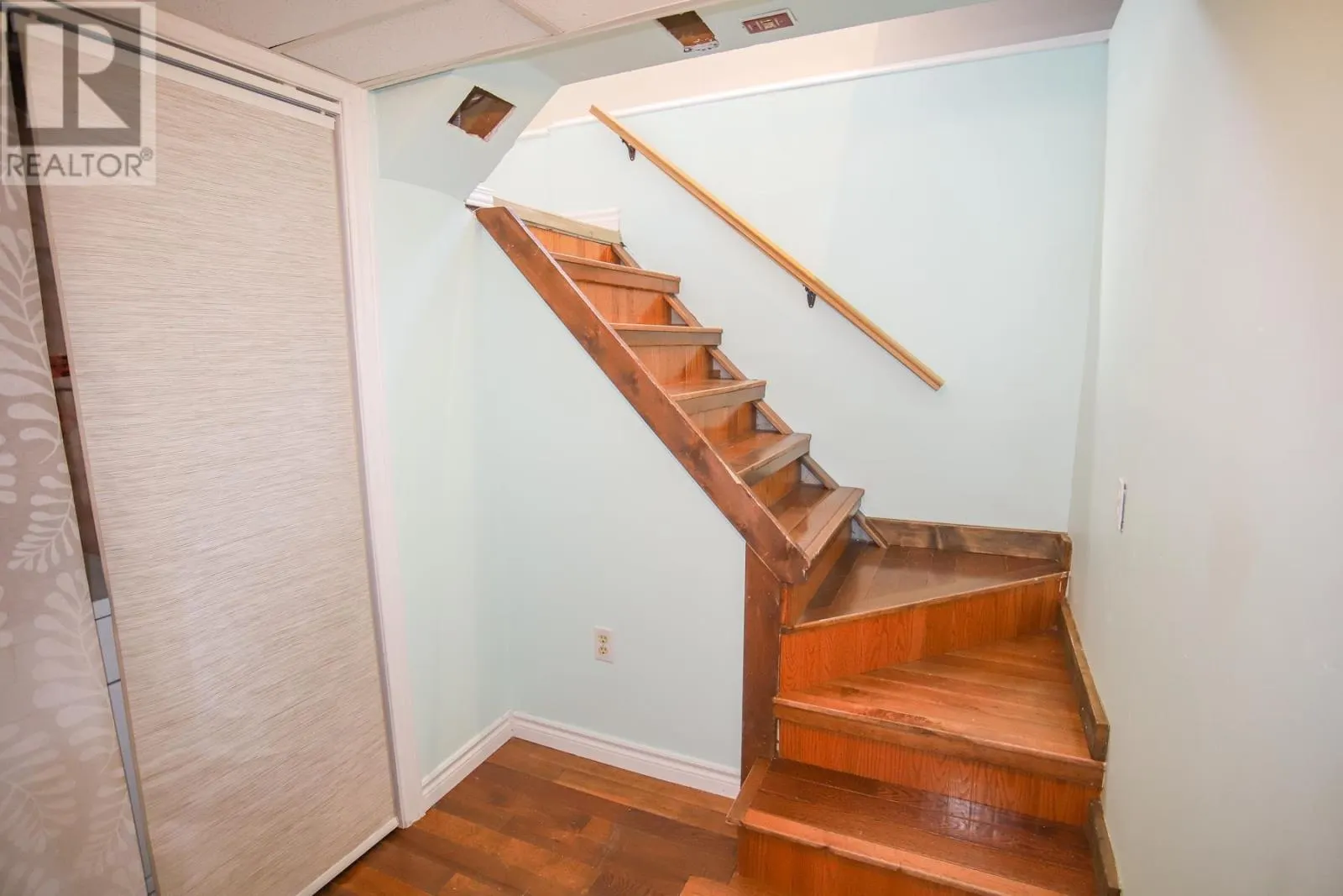 28 Putney RD
