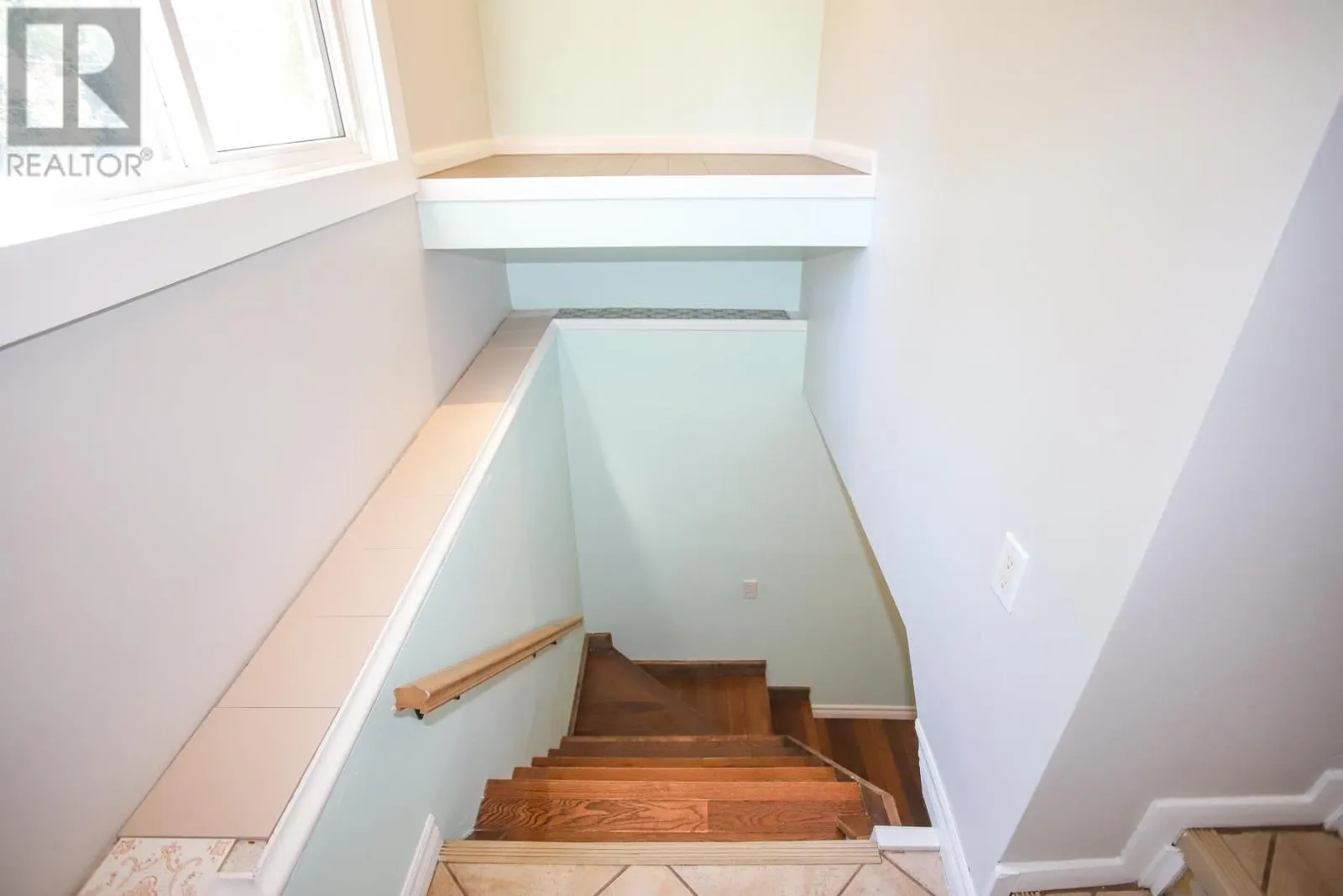 28 Putney RD