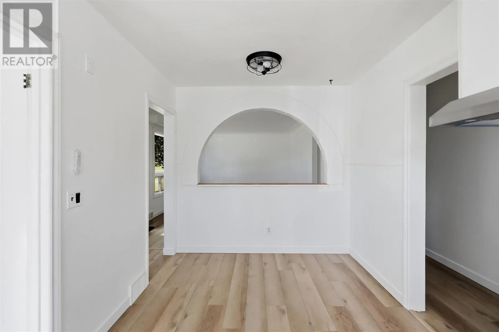 118 Blake AVE