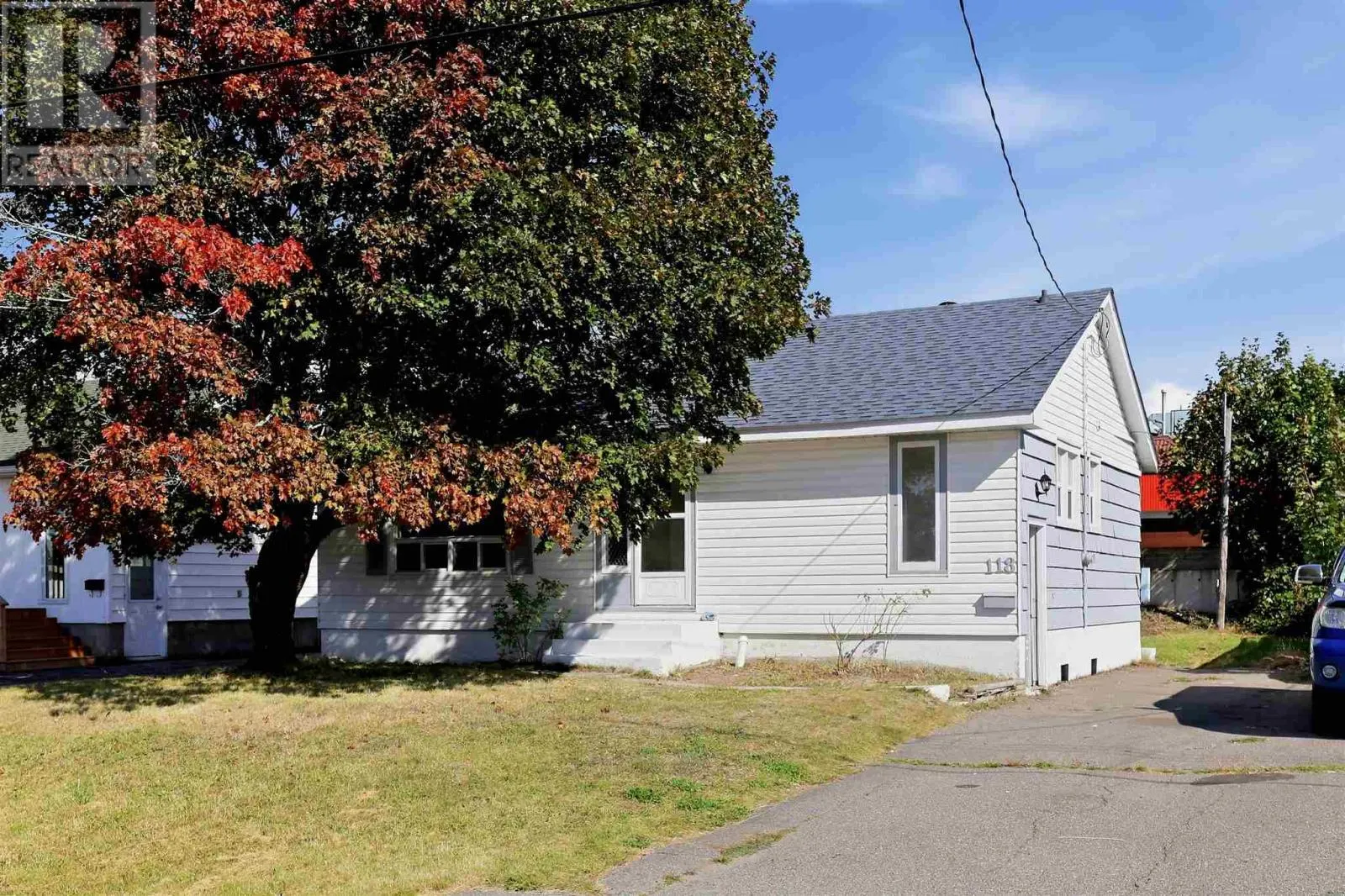118 Blake AVE