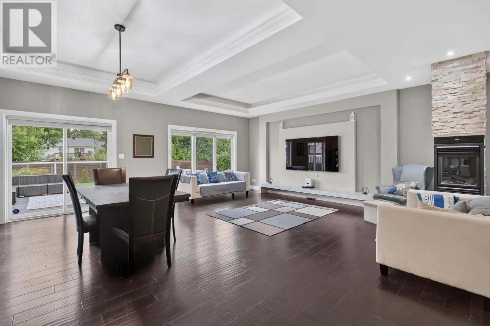 59 Paradise AVE