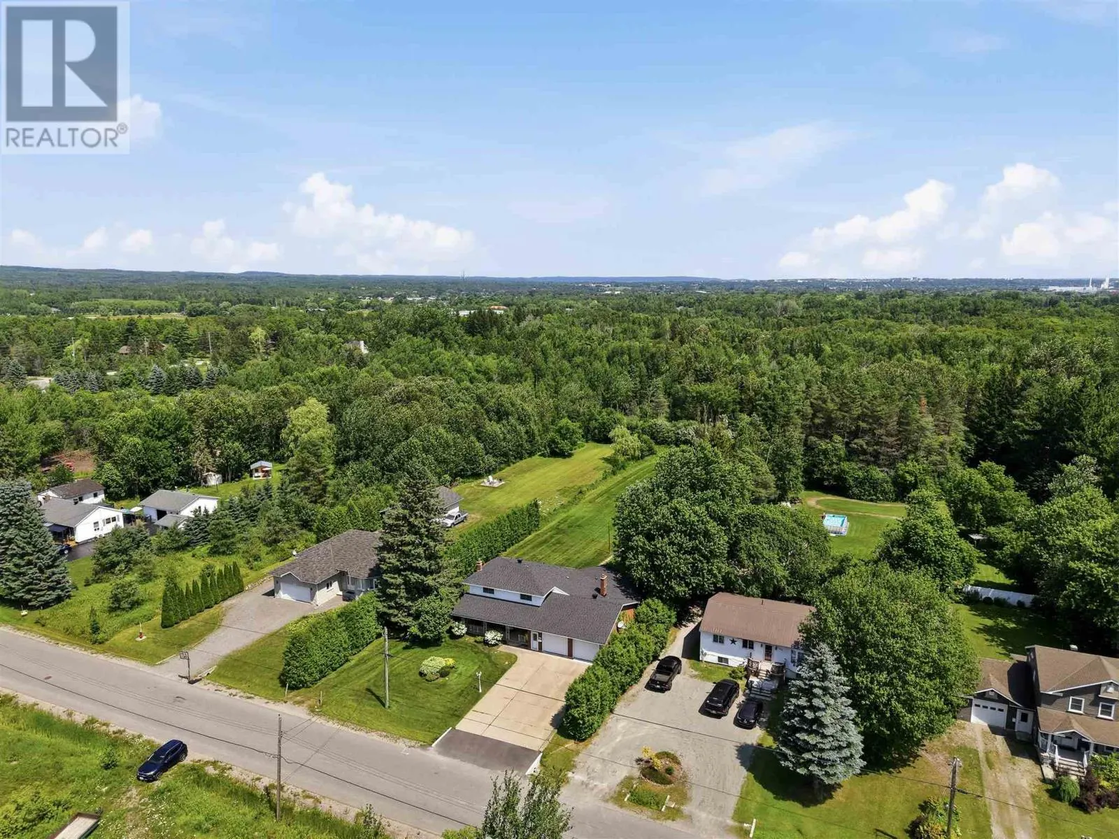 382 Nixon RD