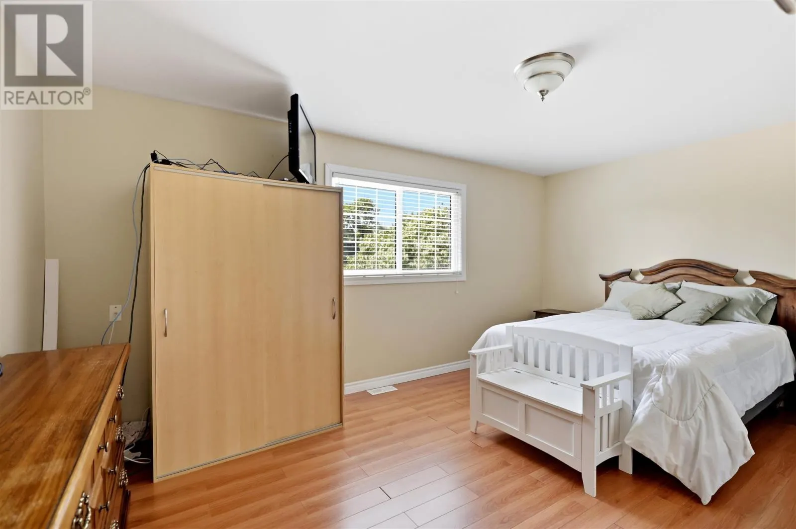 382 Nixon RD