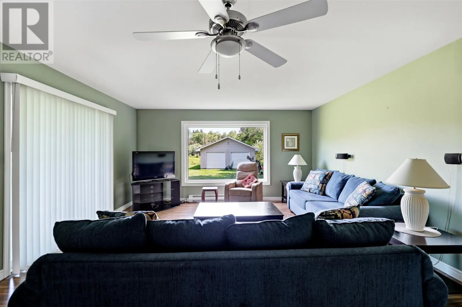 382 Nixon RD
