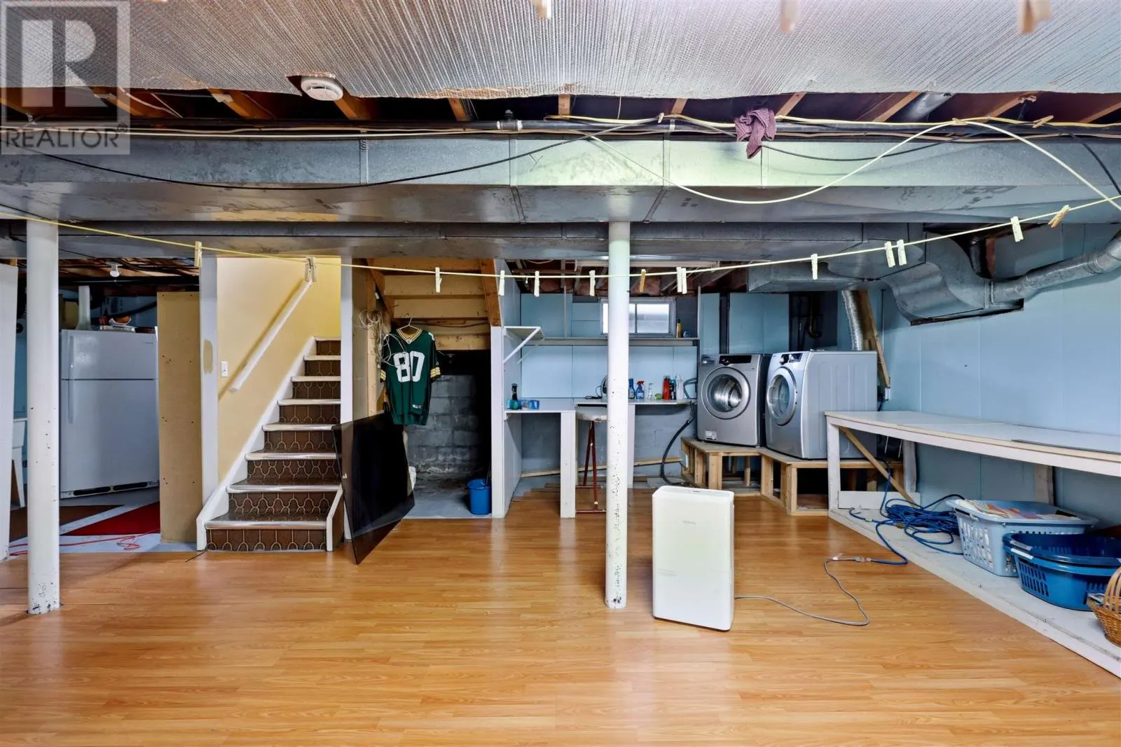 382 Nixon RD