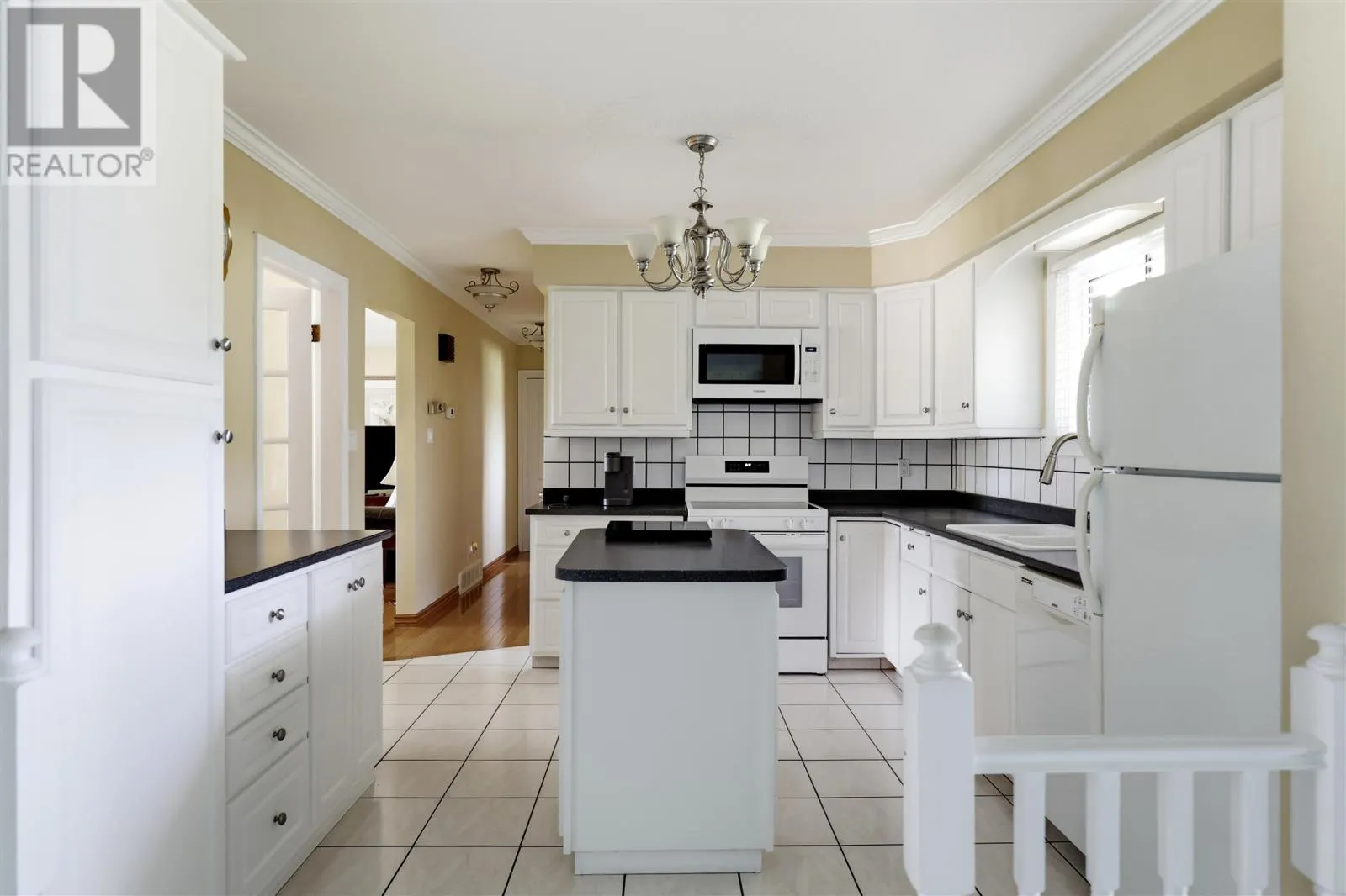 382 Nixon RD