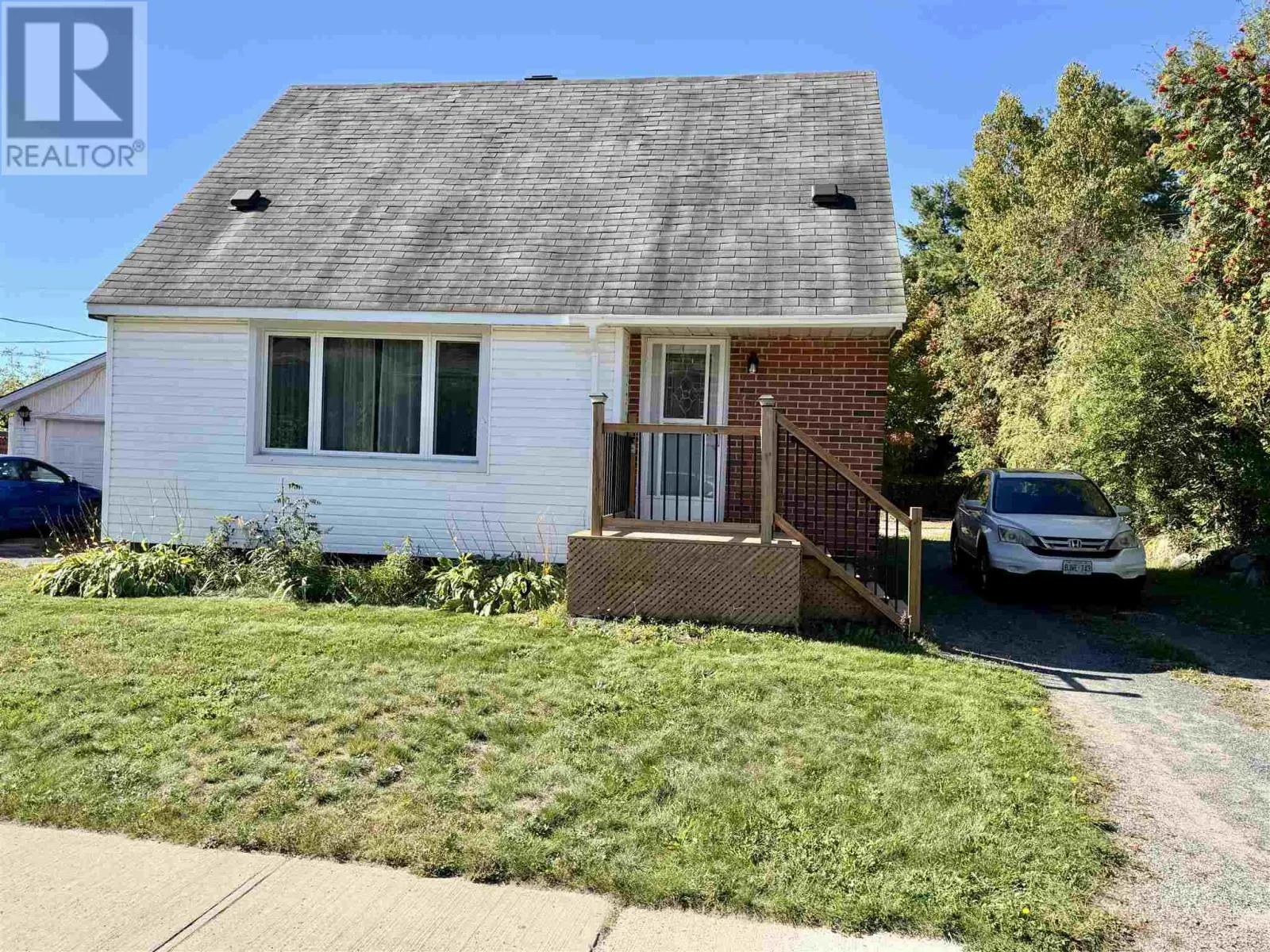 135 Dieppe AVE
