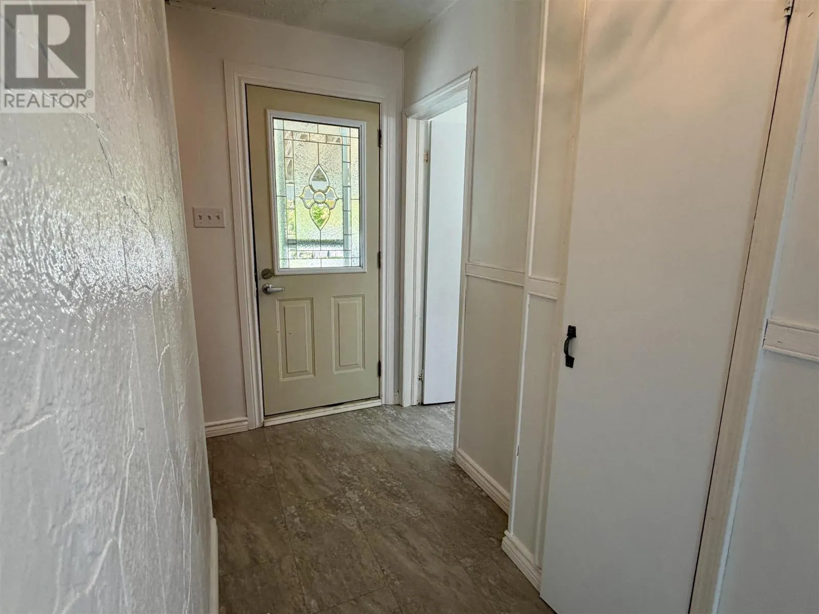 135 Dieppe AVE