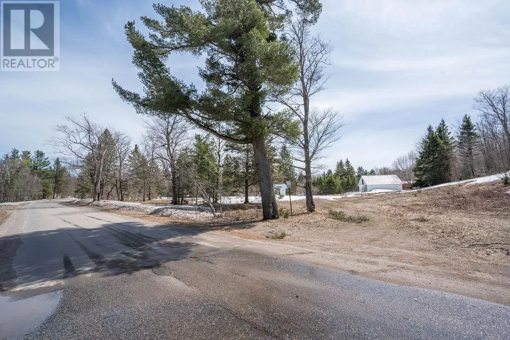 677 Maki RD