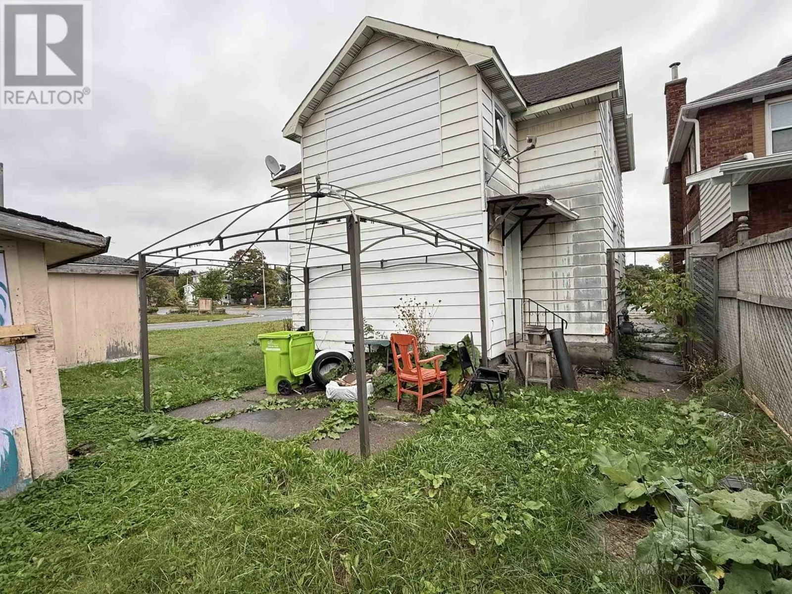 169 Huron ST
