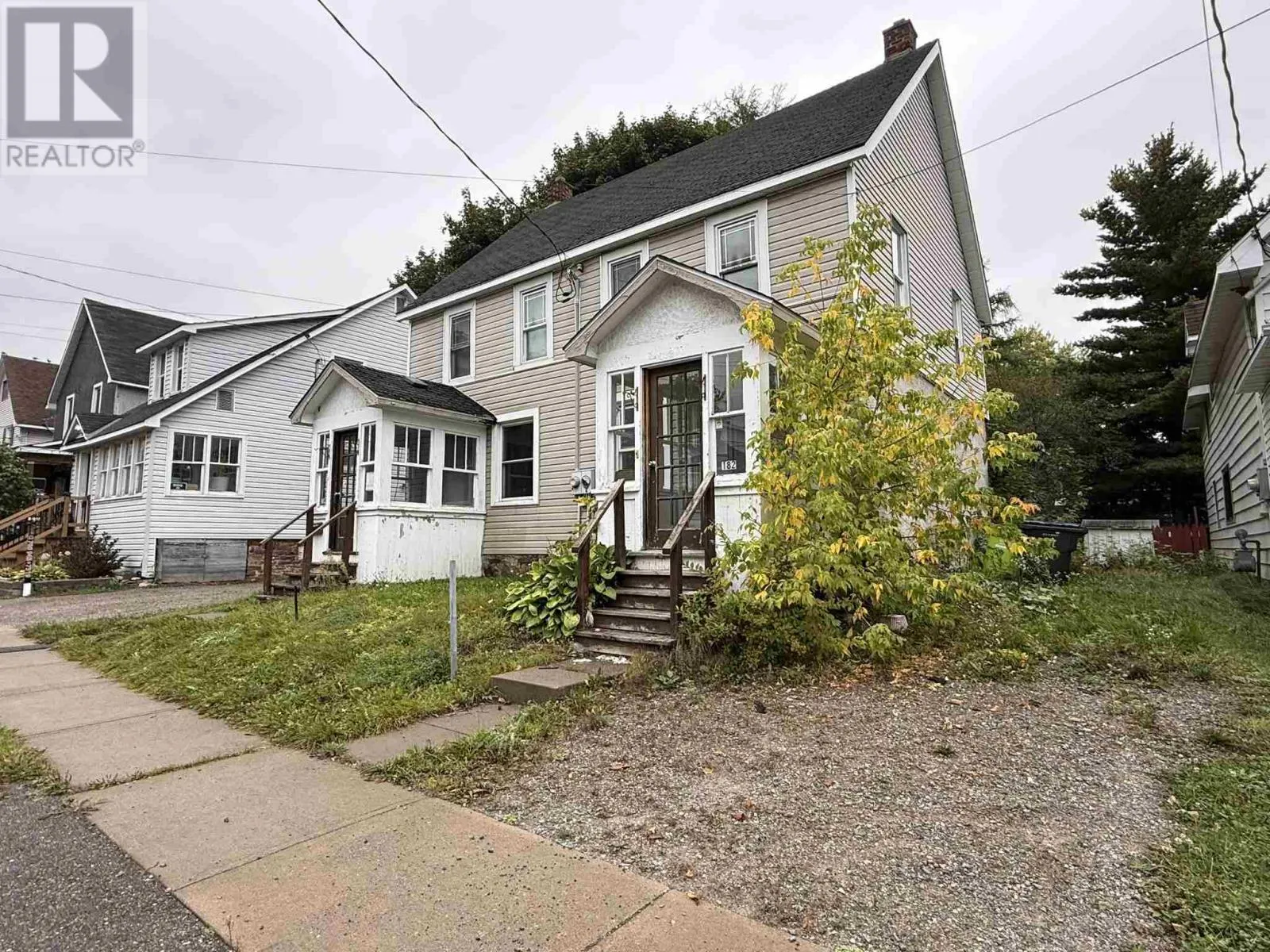 182-184 Woodward AVE