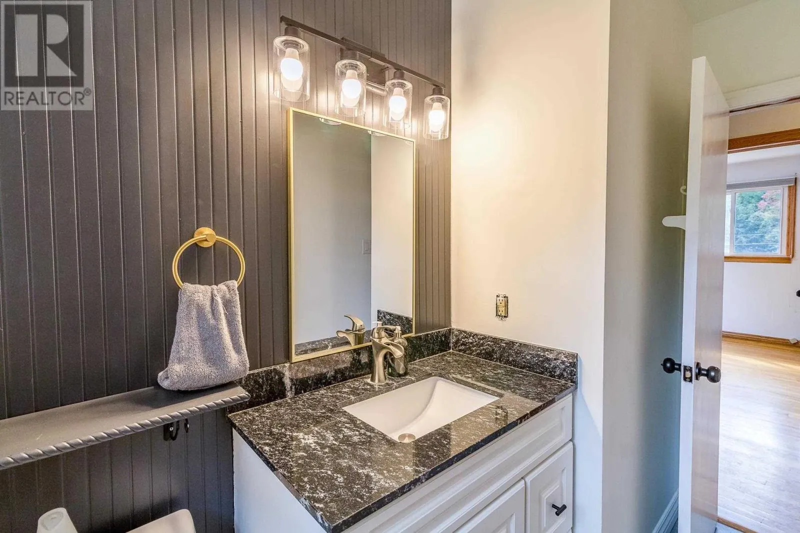 134 Florwin DR