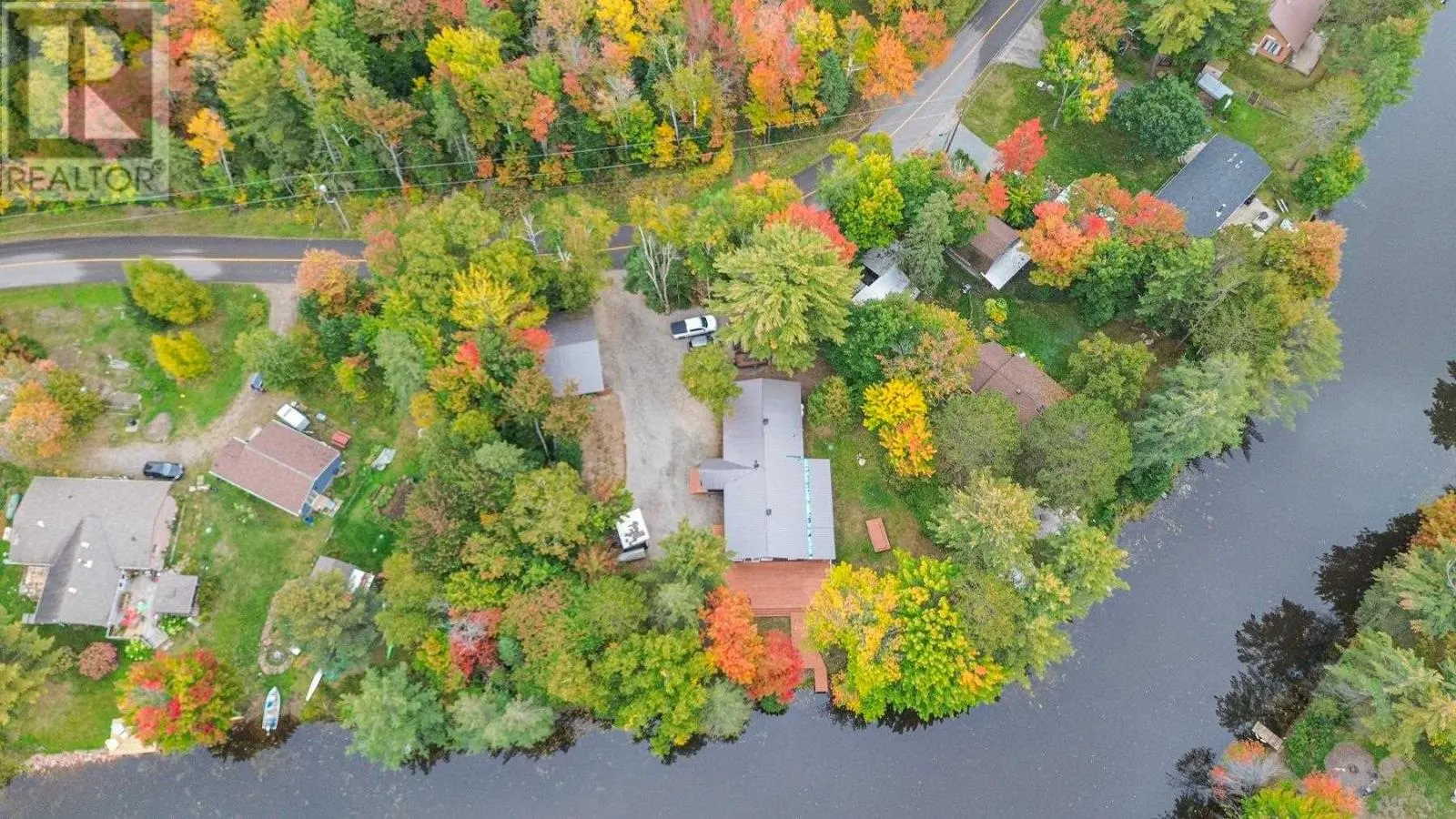 1602 Pineshores RD