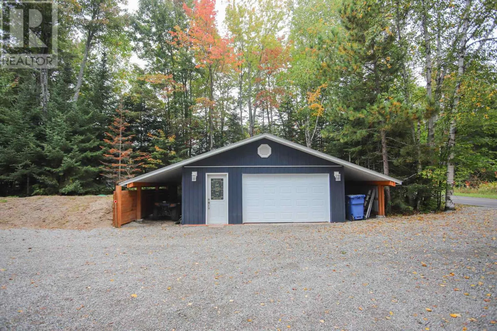 1602 Pineshores RD