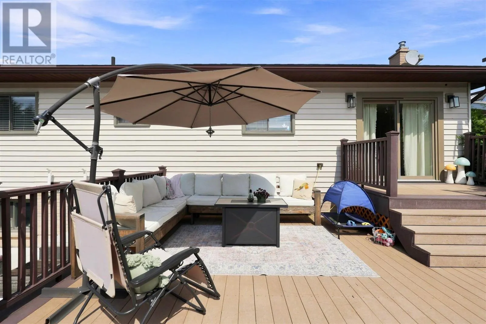 61 Bristol PL