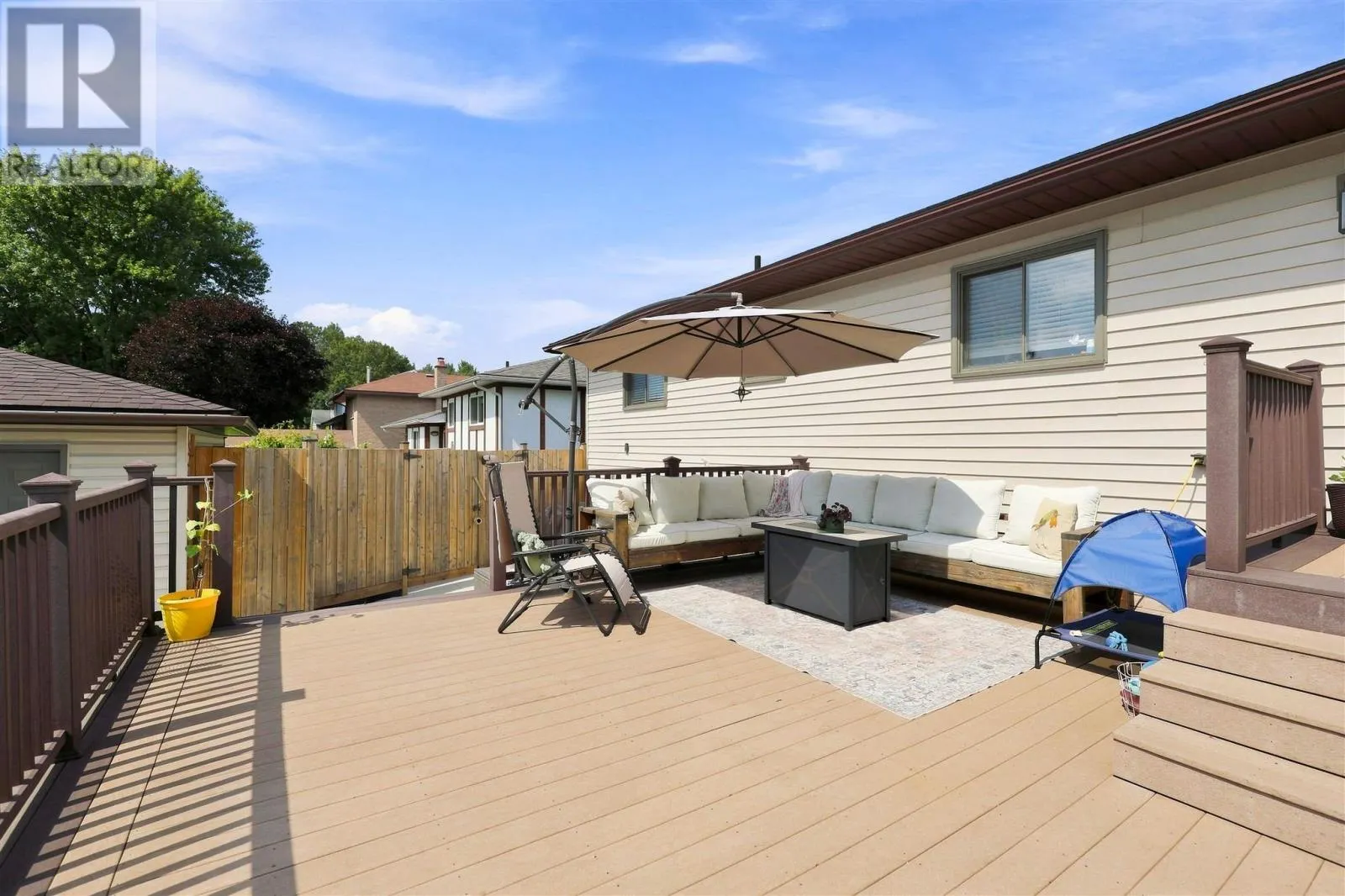 61 Bristol PL