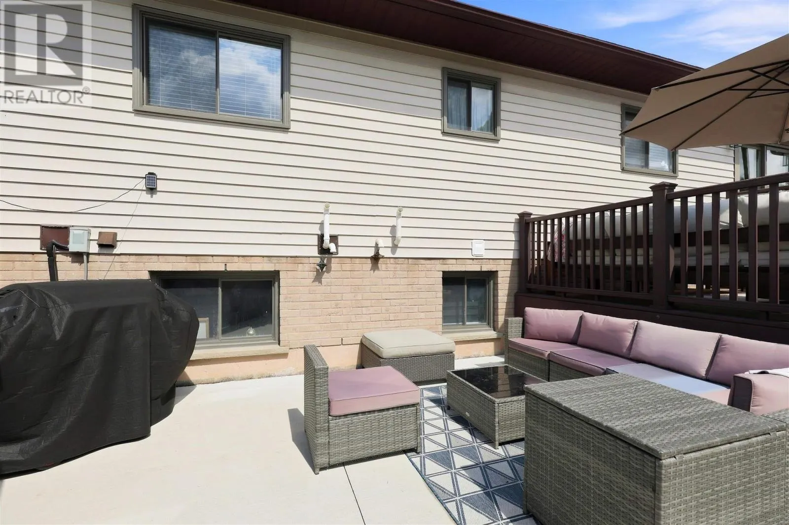 61 Bristol PL