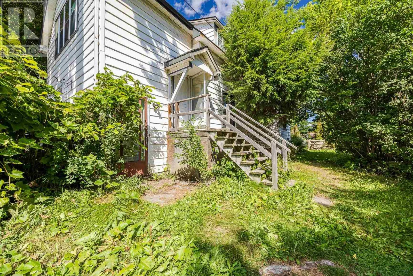 151 Albert ST E