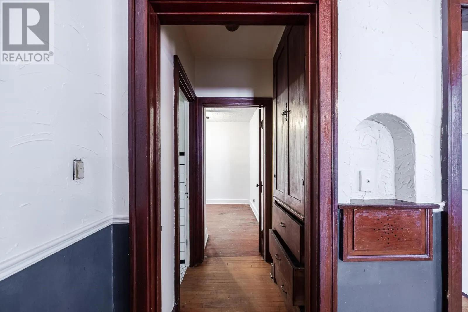151 Albert ST E