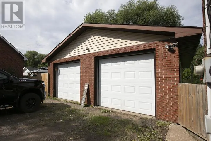 317 Goulais AVE