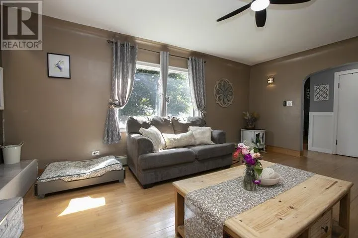 317 Goulais AVE