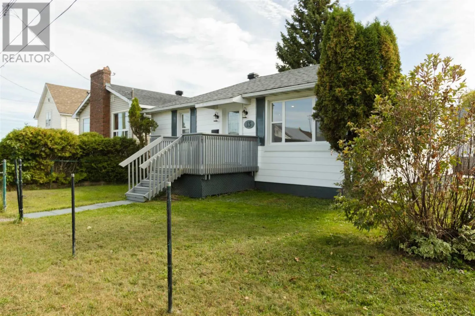 13 Stevens ST