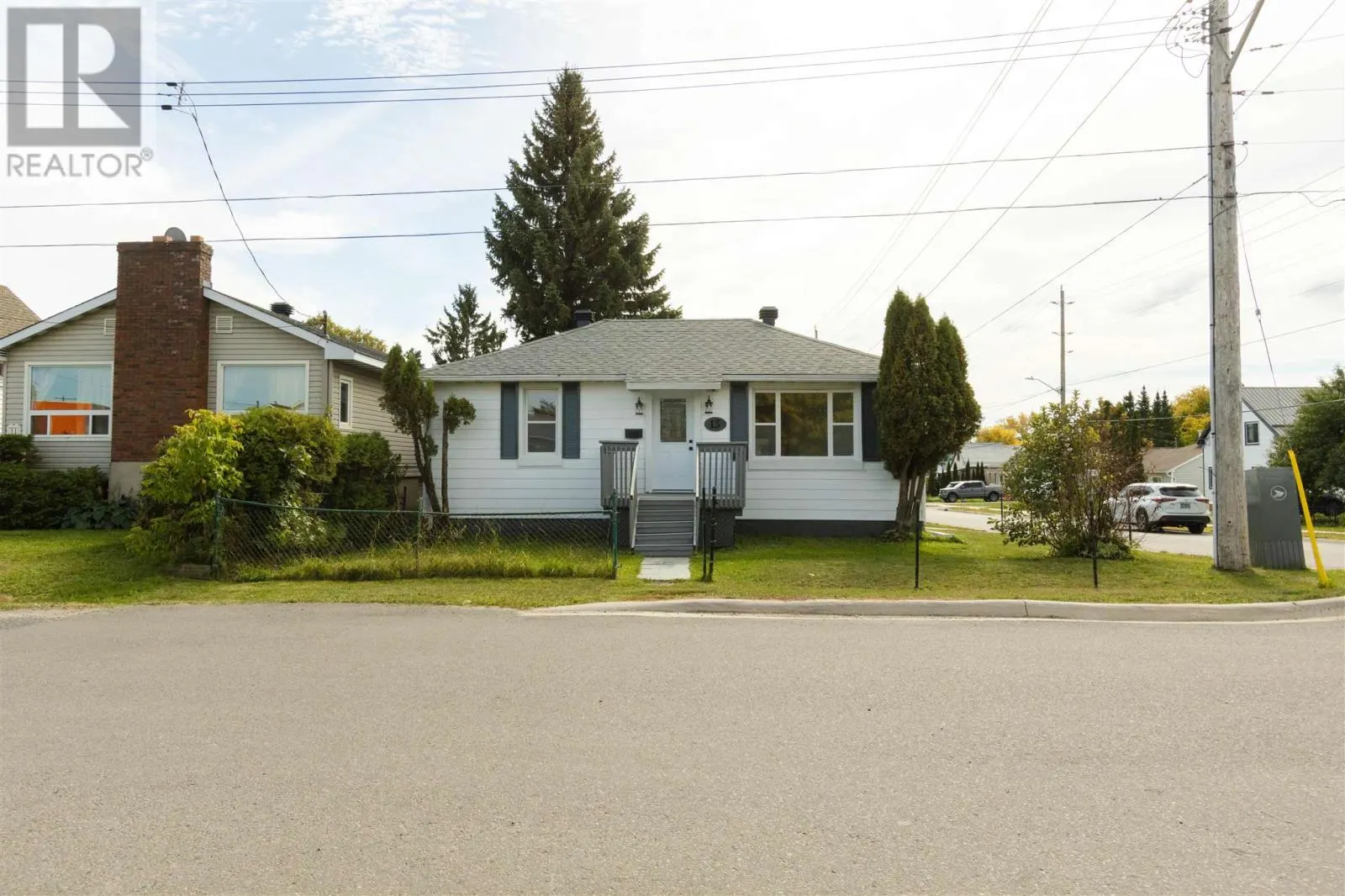 13 Stevens ST
