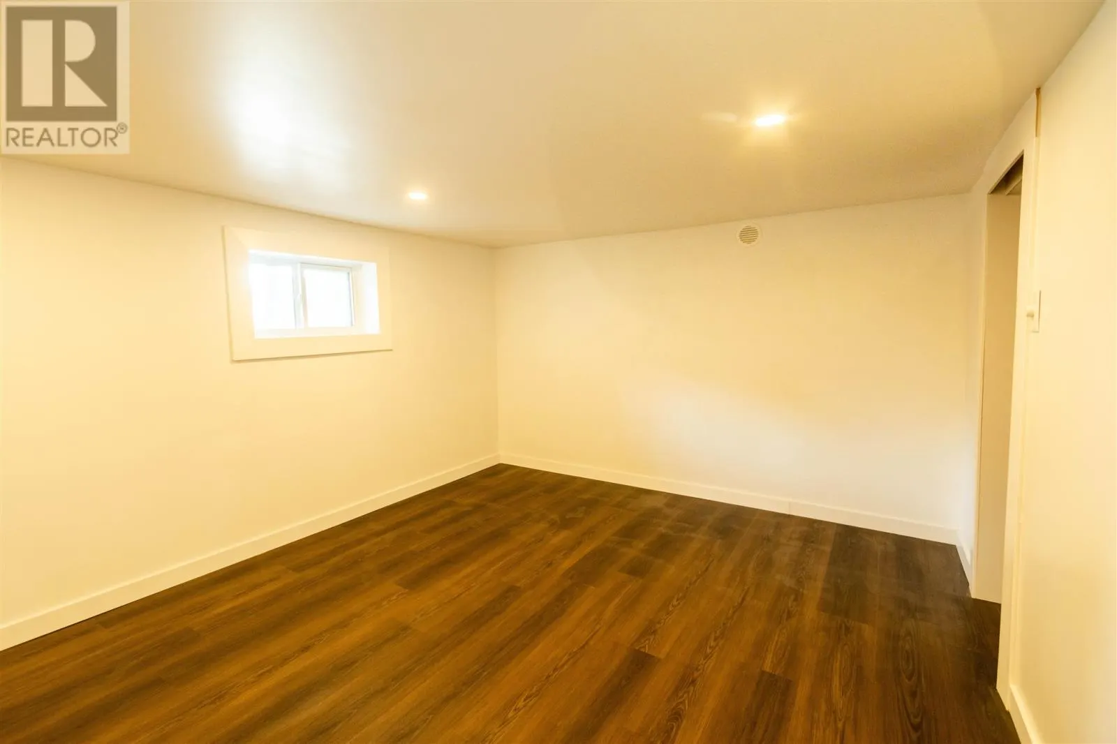 13 Stevens ST